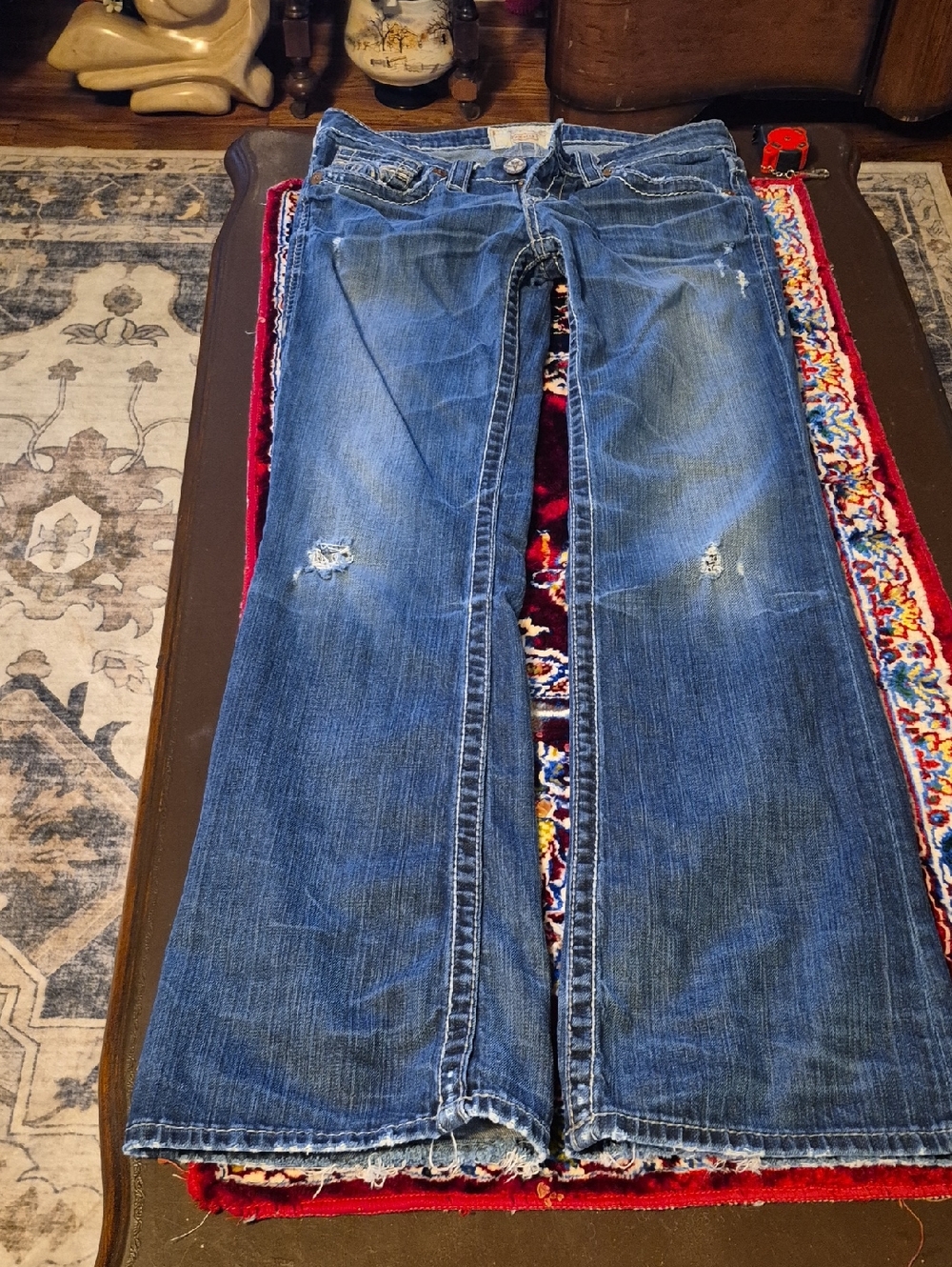 Big Star "Liv"distressedjeans from Buckle Low rise zip fly stretch jean(#2080C)